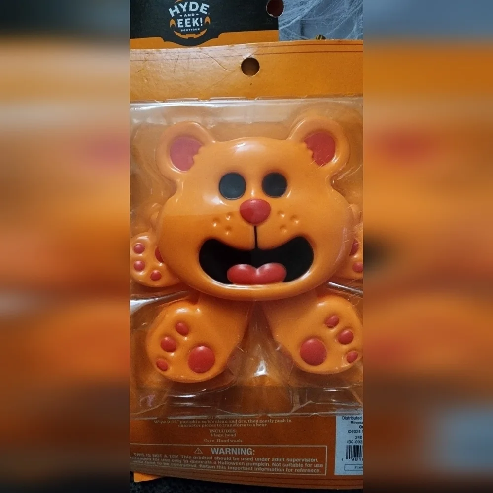 2 Pumpkin Carving Kits, 1 Push In Kit,  and A 6pc Crayola Pumpkin Paint Set